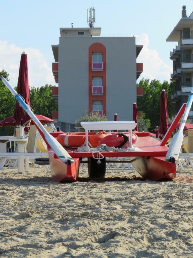 רימיני Hotel Cliff מראה חיצוני תמונה