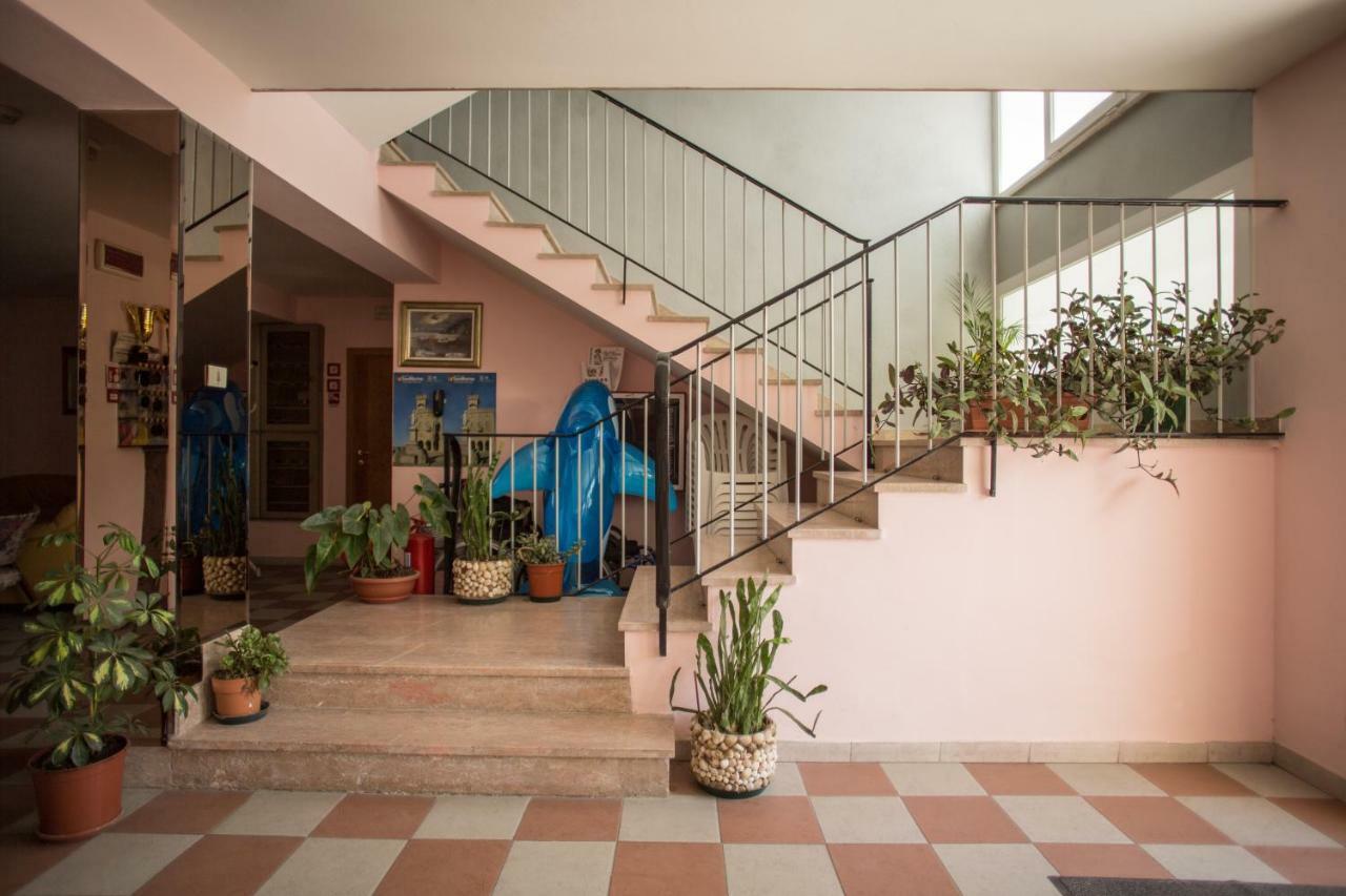 רימיני Hotel Cliff מראה חיצוני תמונה